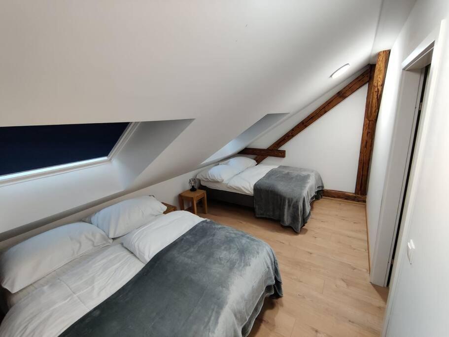 Penthouse Apartment *